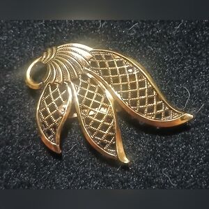Vintage Mesh Brooch/Pendant
